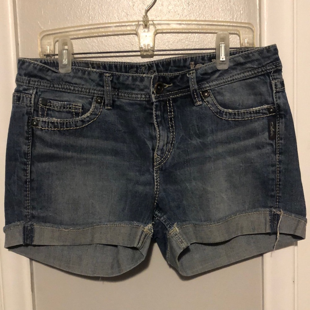 Silver jeans Toni cuffed shorts
